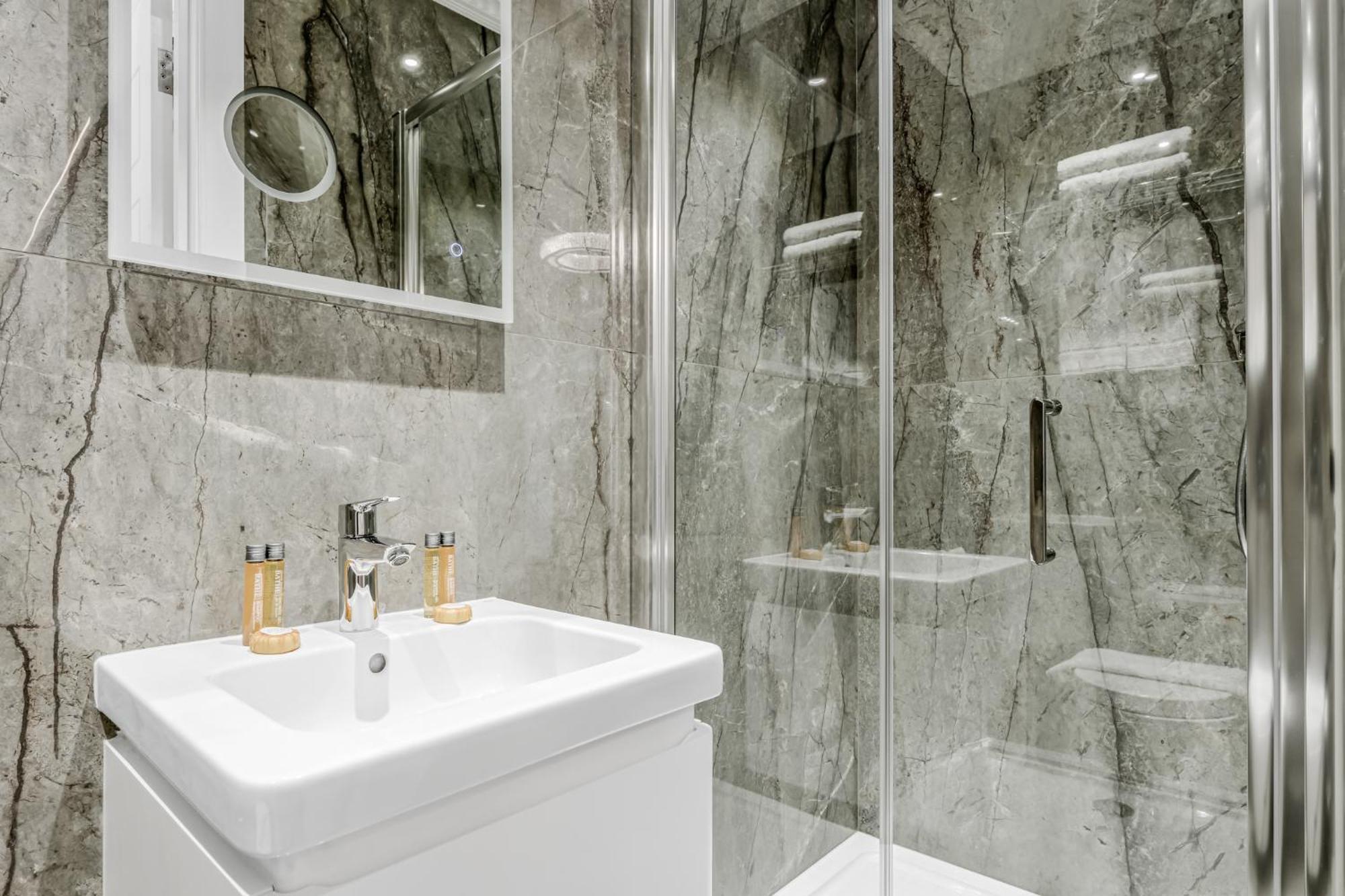Cleveland Residences Bloomsbury ลอนดอน ภายนอก รูปภาพ