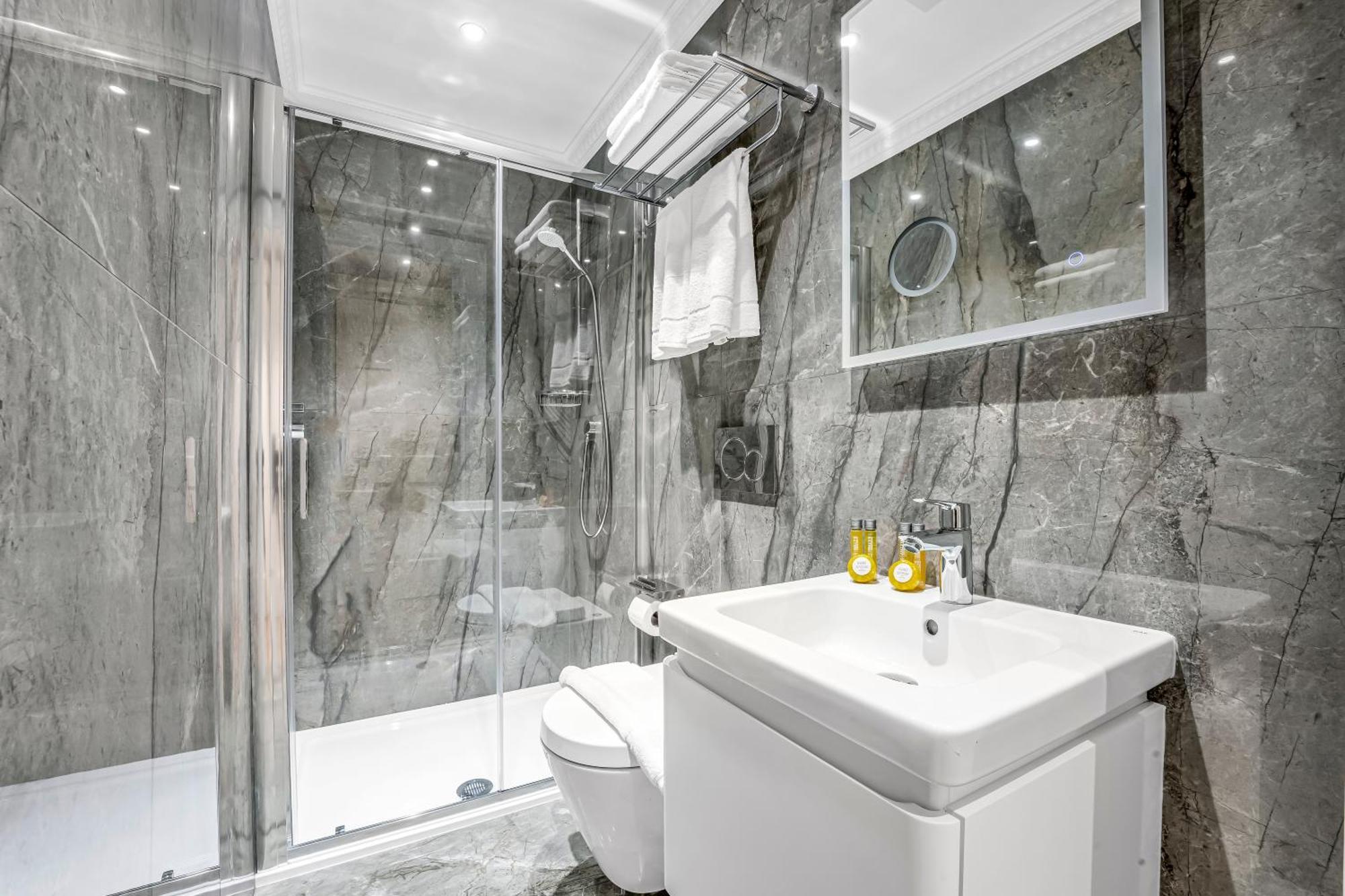 Cleveland Residences Bloomsbury ลอนดอน ห้อง รูปภาพ